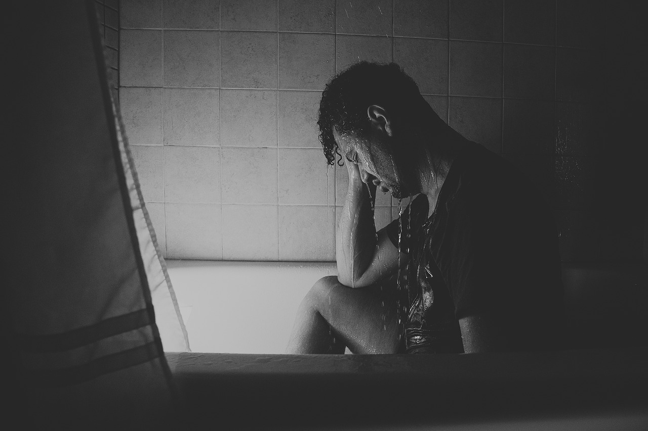 Read more about the article 4 Factors to Consider When Choosing a Drug Rehab Center
